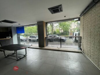 LocationPure Commercial  PARIS 75011 1