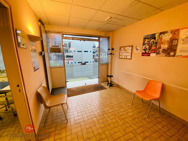 LocationPure Commercial  ROSNY SOUS BOIS 93110 2