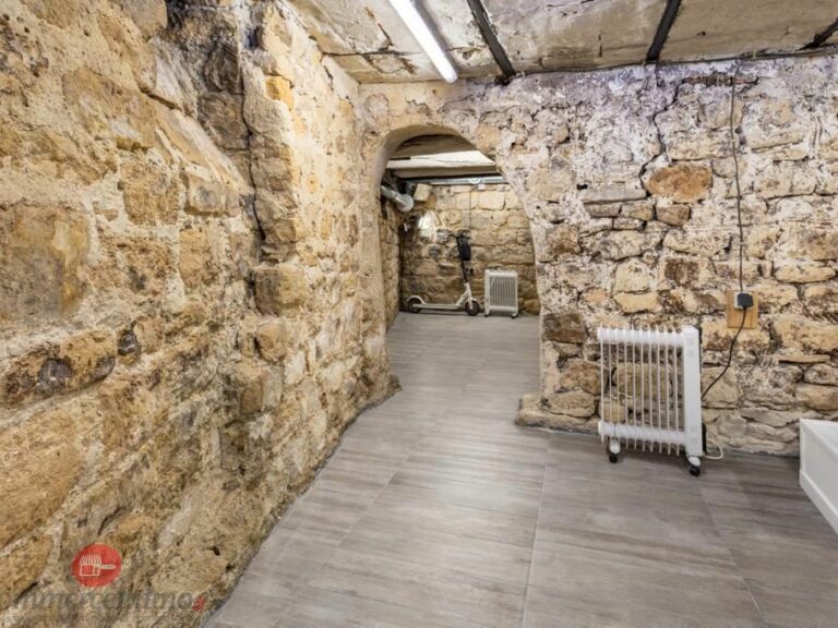 LocationPure Commercial MONTREUIL 93100 1 LocationPure Commercial MONTREUIL 93100 1