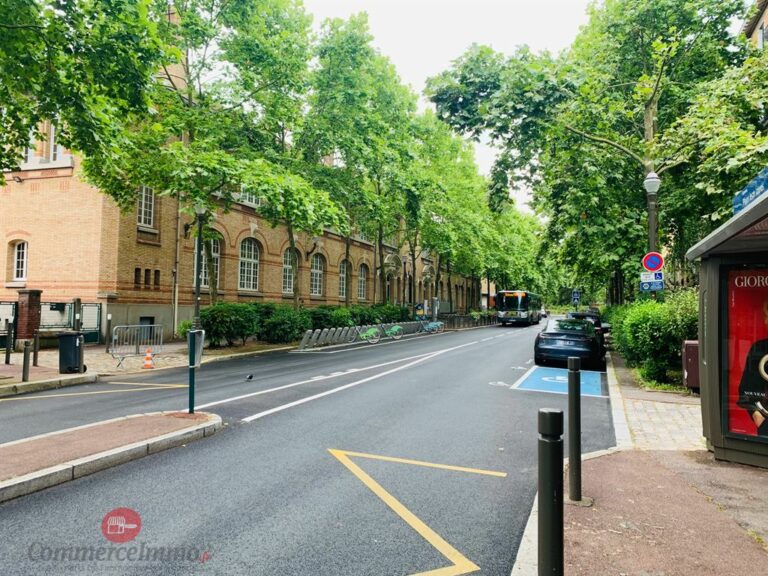 LocationPure Commercial SURESNES 92150 1 LocationPure Commercial SURESNES 92150 1