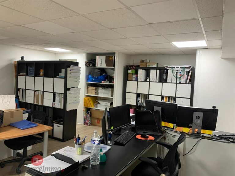 LocationPure Commercial MONTROUGE 92120 2 LocationPure Commercial MONTROUGE 92120 2