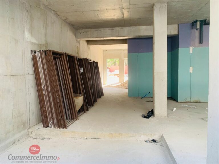 LocationPure Commercial MONTREUIL 93100 1 LocationPure Commercial MONTREUIL 93100 1