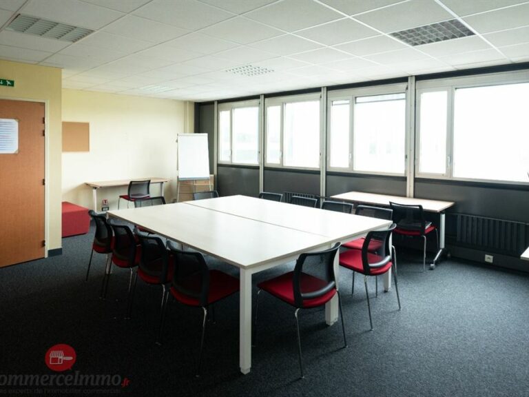 LocationPure Commercial VITRY SUR SEINE 94400 6 LocationPure Commercial VITRY SUR SEINE 94400 6