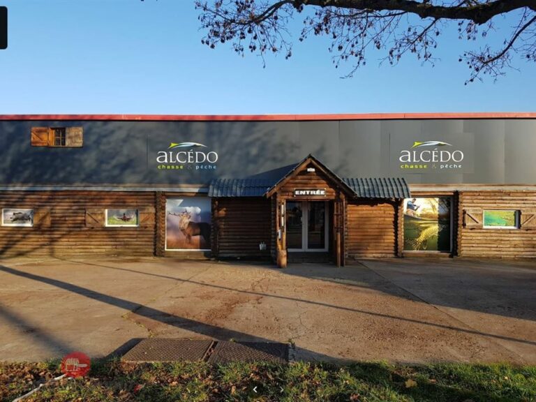 LocationPure Commercial  RAMBOUILLET 78120 1