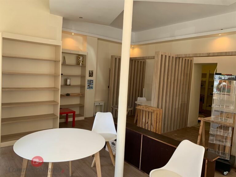 Location Commercial ESBLY 77450 3 Location Commercial ESBLY 77450 3