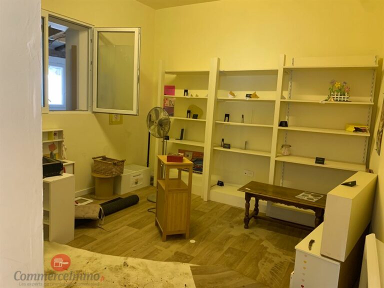 Location Commercial ESBLY 77450 4 Location Commercial ESBLY 77450 4