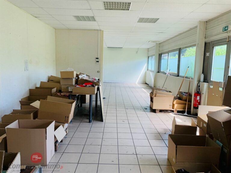 LocationPure Commercial TORCY 77200 5 LocationPure Commercial TORCY 77200 5
