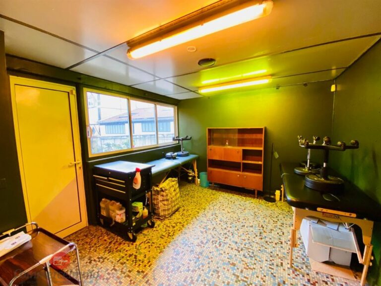 LocationPure Commercial MONTREUIL 93100 2 LocationPure Commercial MONTREUIL 93100 2