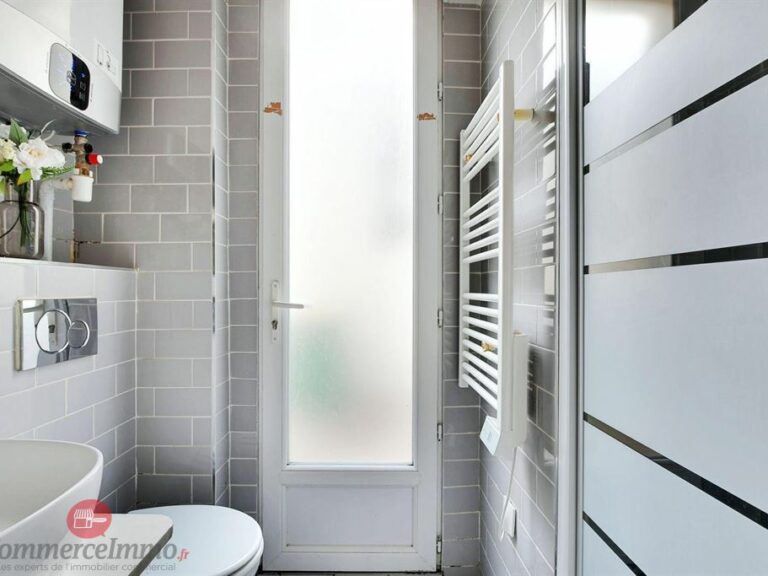 LocationPure Commercial  PARIS 75015 8 LocationPure Commercial  PARIS 75015 8