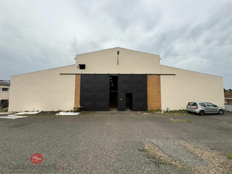 LocationPure   MEAUX 77100 1