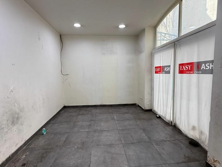 LocationPure Commercial  PARIS 75116 3