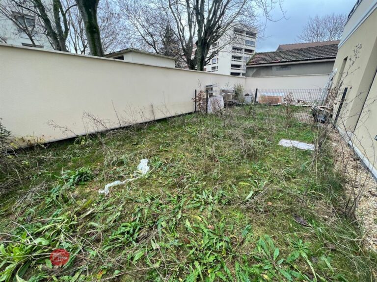 LocationPure Commercial L HAY LES ROSES 94240 3 LocationPure Commercial L HAY LES ROSES 94240 3