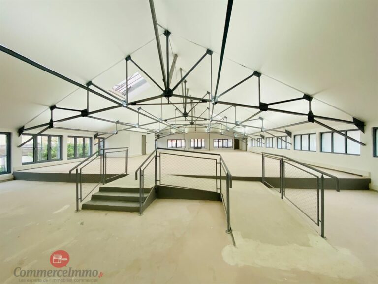 LocationPure Commercial  LES PAVILLONS SOUS BOIS 93320 2