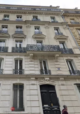Local professionnel de 767 m² à louer à Paris 10e, photo 1