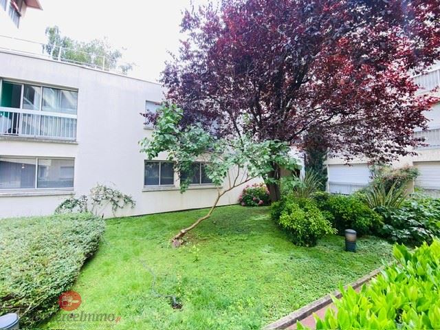 LocationPure Commercial  PARIS 75012 1