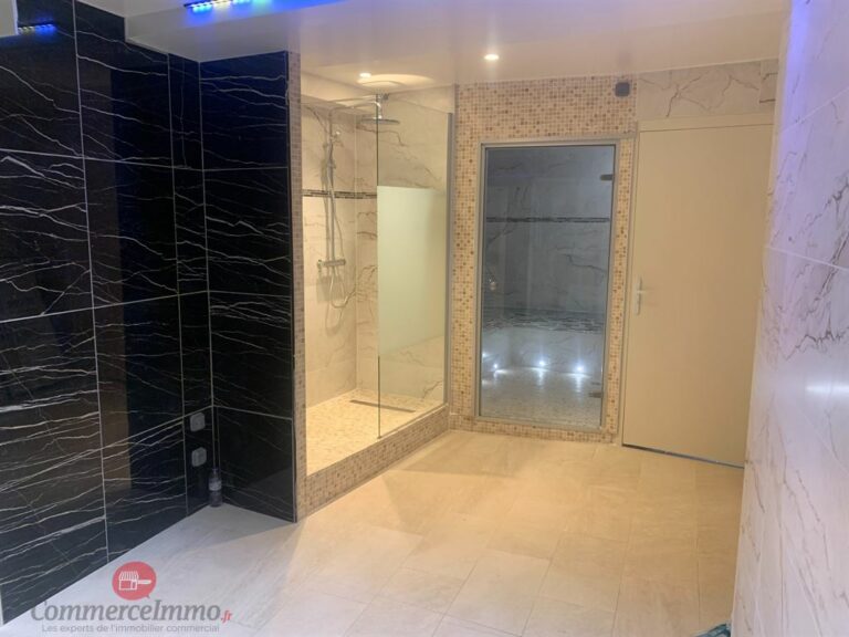 LocationPure Commercial  MEAUX 77100 4