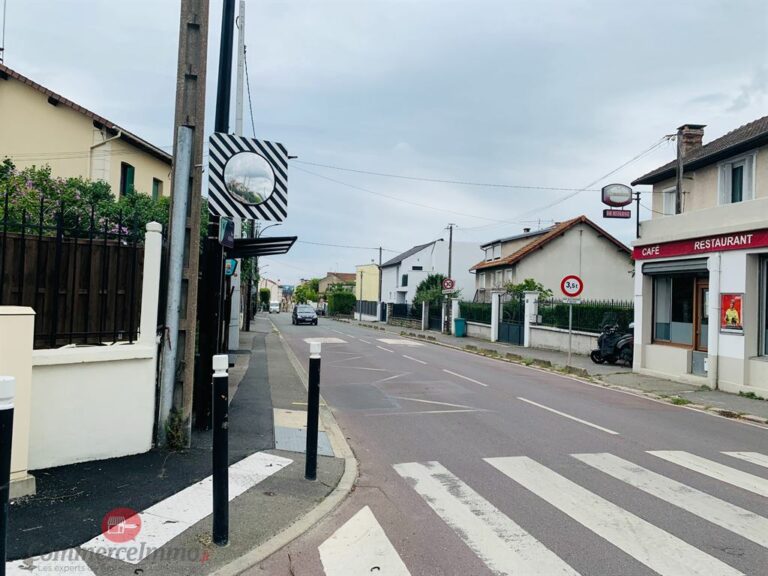 Restaurant SARTROUVILLE 78500 3