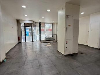 LocationPure Commercial  PARIS 75116 1