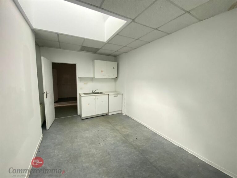 LocationPure Commercial  LES PAVILLONS SOUS BOIS 93320 4