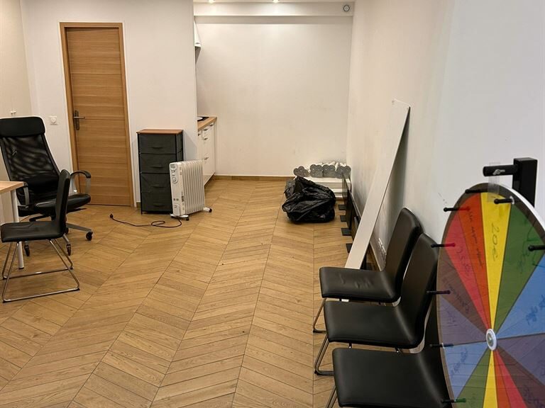 LocationPure Commercial  MONTREUIL 93100 3