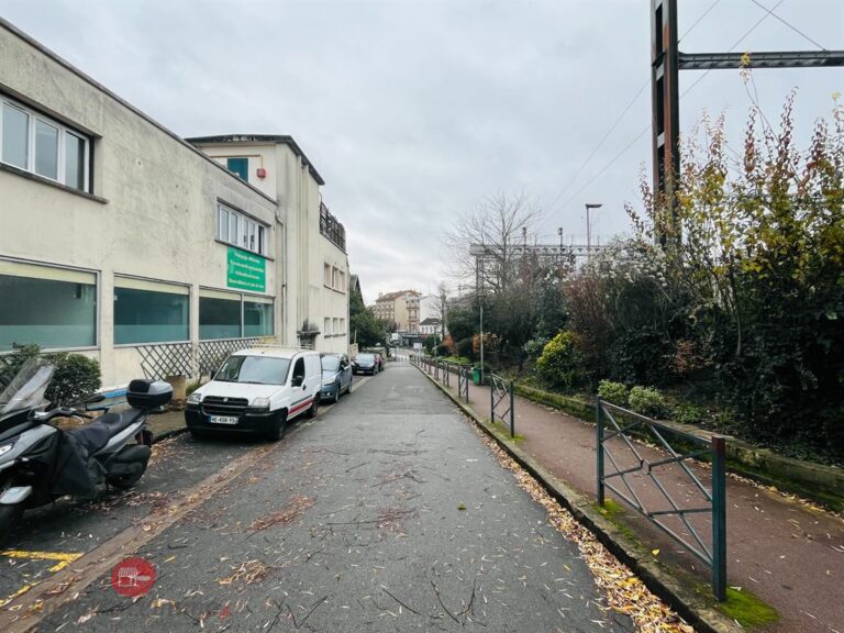 LocationPure Commercial  ABLON SUR SEINE 94480 7