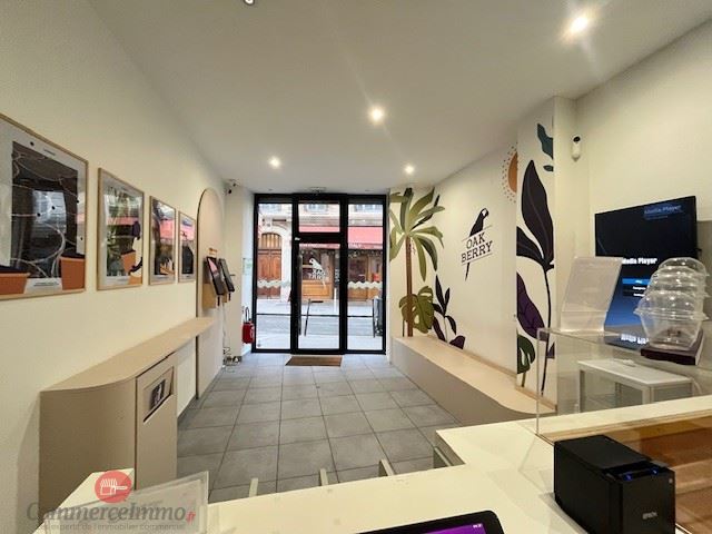 LocationPure Commercial  PARIS 75017 2