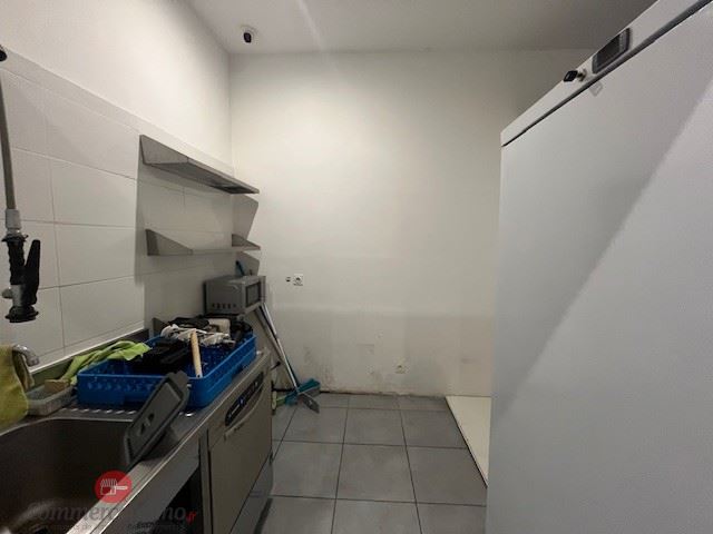 LocationPure Commercial  PARIS 75017 5