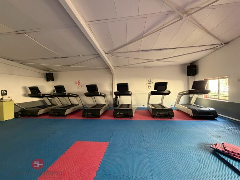 LocationPure Commercial ClubFitness NEUILLY SUR MARNE 93330 5 LocationPure Commercial ClubFitness NEUILLY SUR MARNE 93330 5