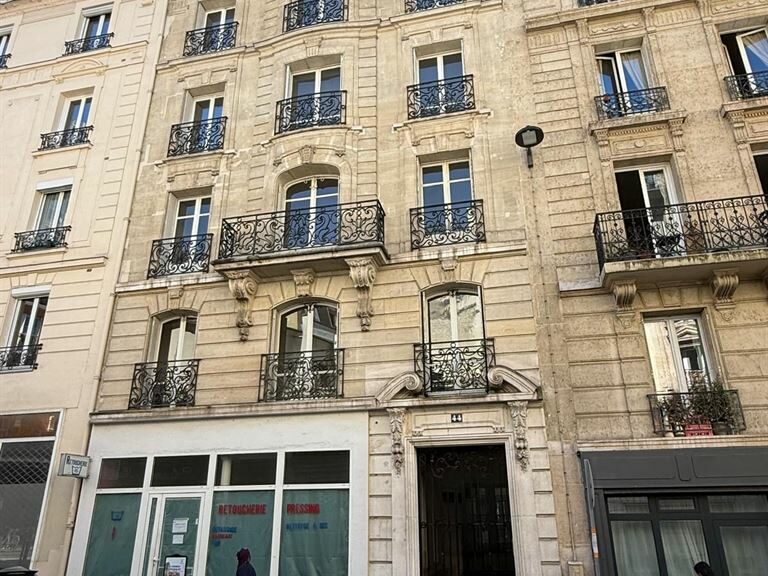 LocationPure   PARIS 75015 4