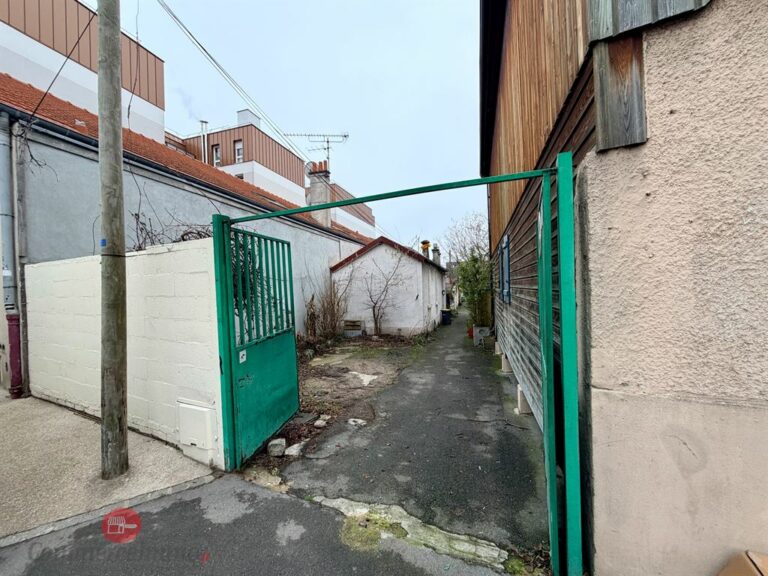 LocationPure Commercial  BAGNOLET 93170 4