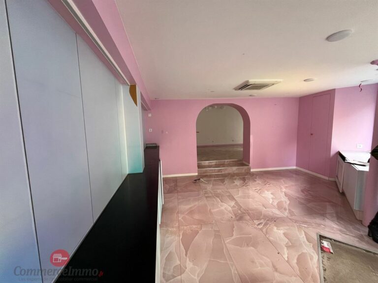 LocationPure Commercial ST MANDE 94160 2 LocationPure Commercial ST MANDE 94160 2