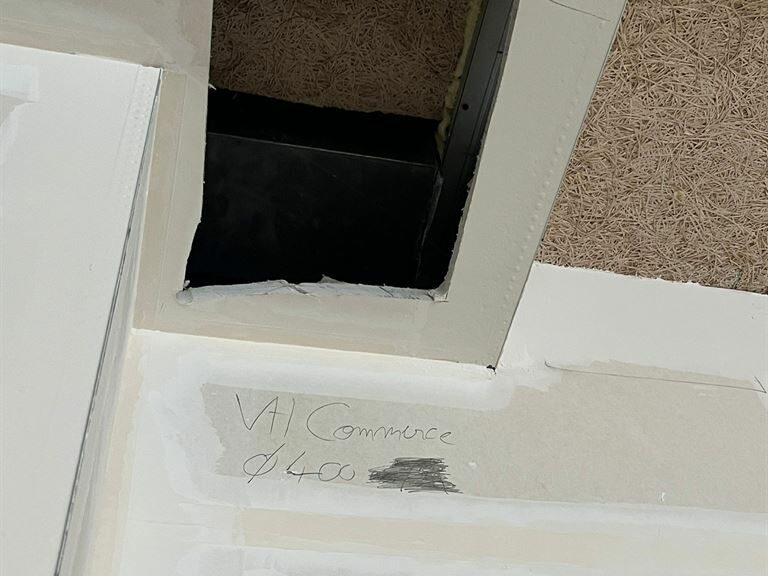 LocationPure Commercial  CLICHY 92110 4