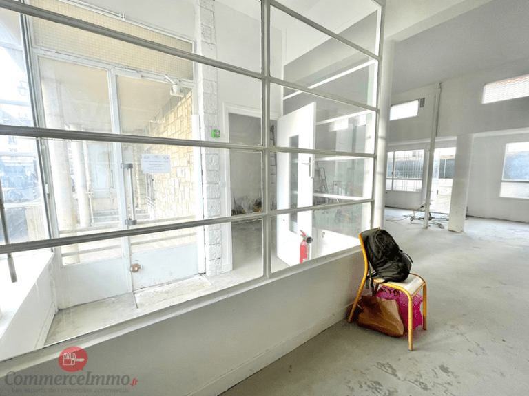 LocationPure Commercial  LE RAINCY 93340 2