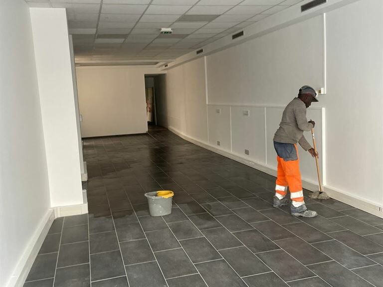 LocationPure Commercial  PARIS 75012 3