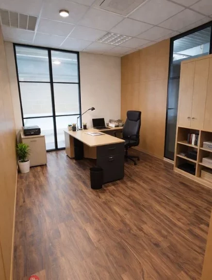 Local professionnel de 15 m² à louer à Villejuif (94), photo 2
