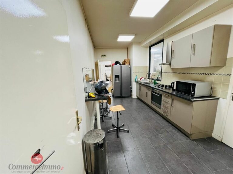 LocationPure Commercial ALFORTVILLE 94140 3 LocationPure Commercial ALFORTVILLE 94140 3