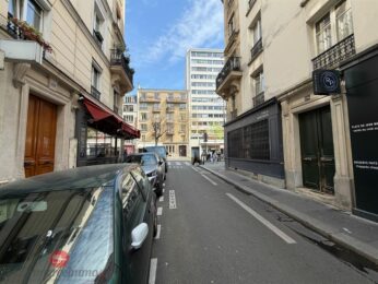 LocationPure Commercial  PARIS 75011 1