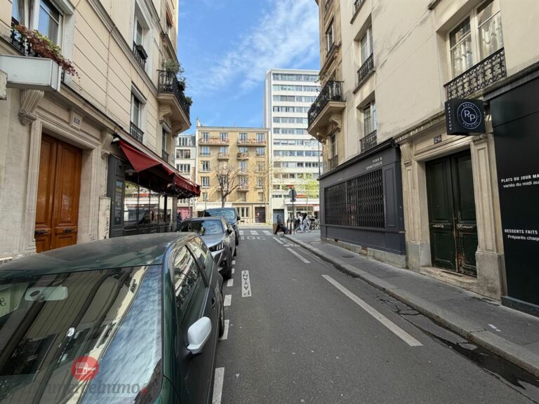 LocationPure Commercial PARIS 75011 1 LocationPure Commercial PARIS 75011 1