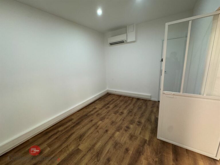 LocationPure Commercial  VILLENEUVE LE ROI 94290 4