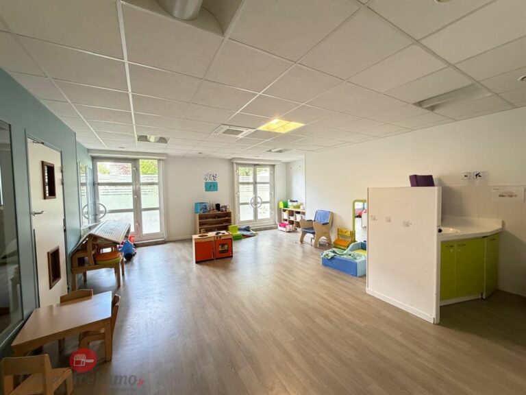 LocationPure   VINCENNES 94300 5