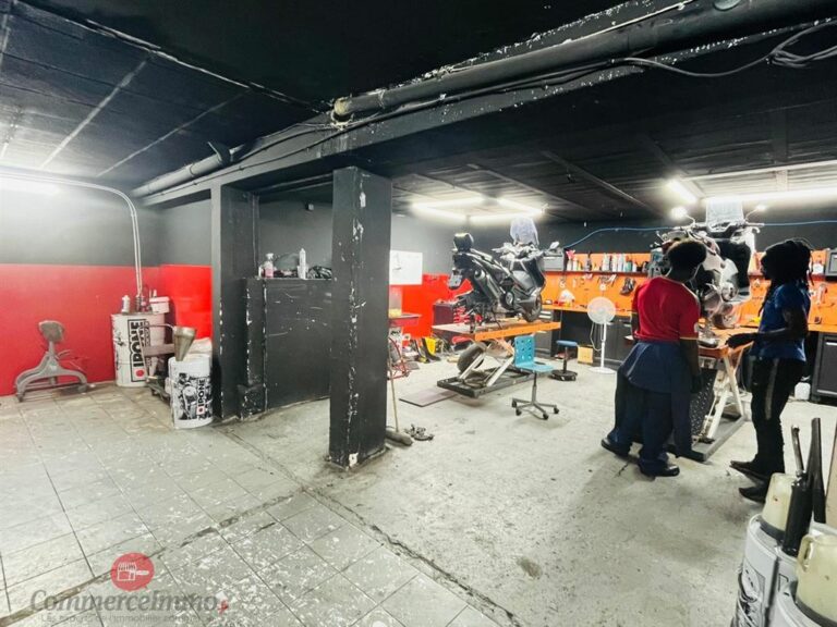 LocationPure Commercial  BAGNOLET 93170 3