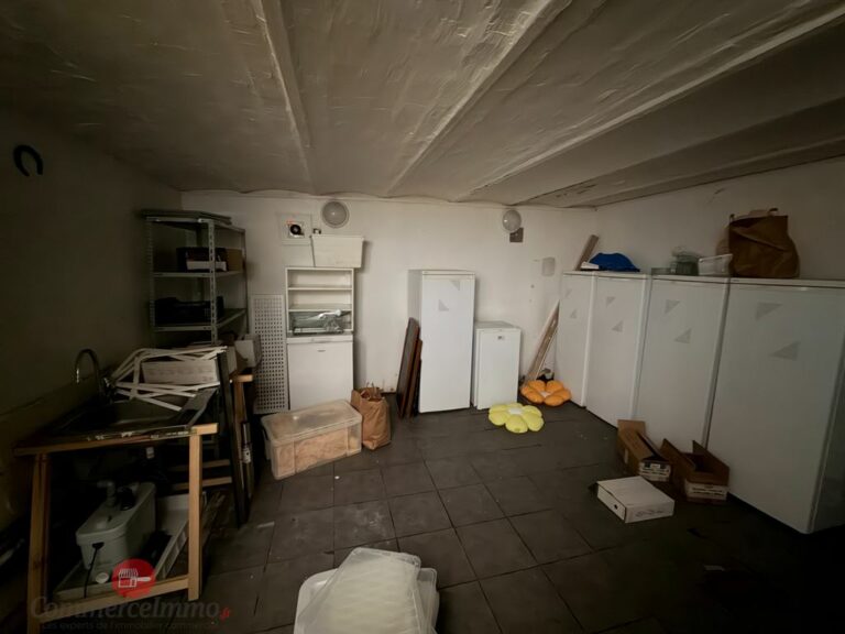 LocationPure Commercial  PARIS 75017 8
