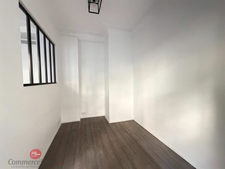 LocationPure Commercial  PARIS 75012 2