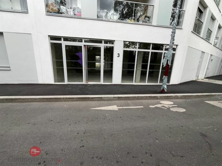 LocationPure Commercial BONDY 93140 1 LocationPure Commercial BONDY 93140 1