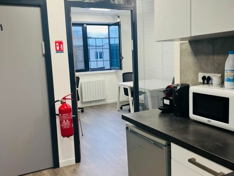 Location Commercial  ALFORTVILLE 94140 1