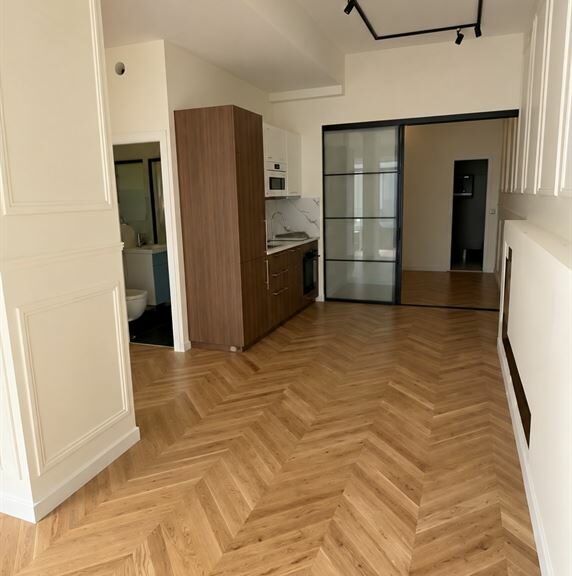 LocationPure   PARIS 75010 2
