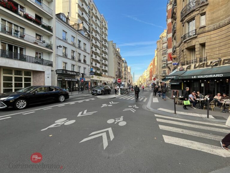 Local commercial de 42 m² en cession de bail à Paris 15e, photo 3