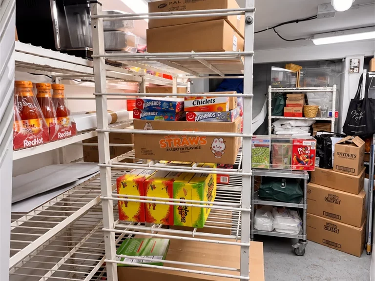 Local commercial de 35 m² à louer à Paris 7e, photo 3