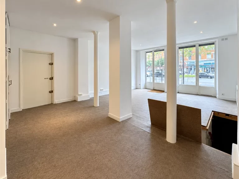 Local commercial de 55 m² à louer à Paris 14e, photo 2