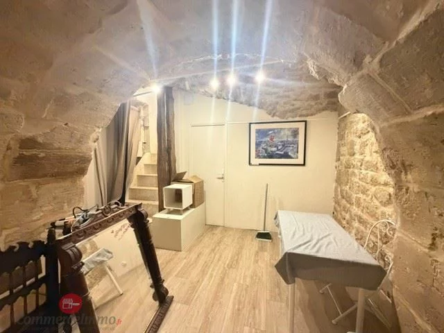 Local commercial de 60 m² en cession de bail à Paris 4e, photo 1